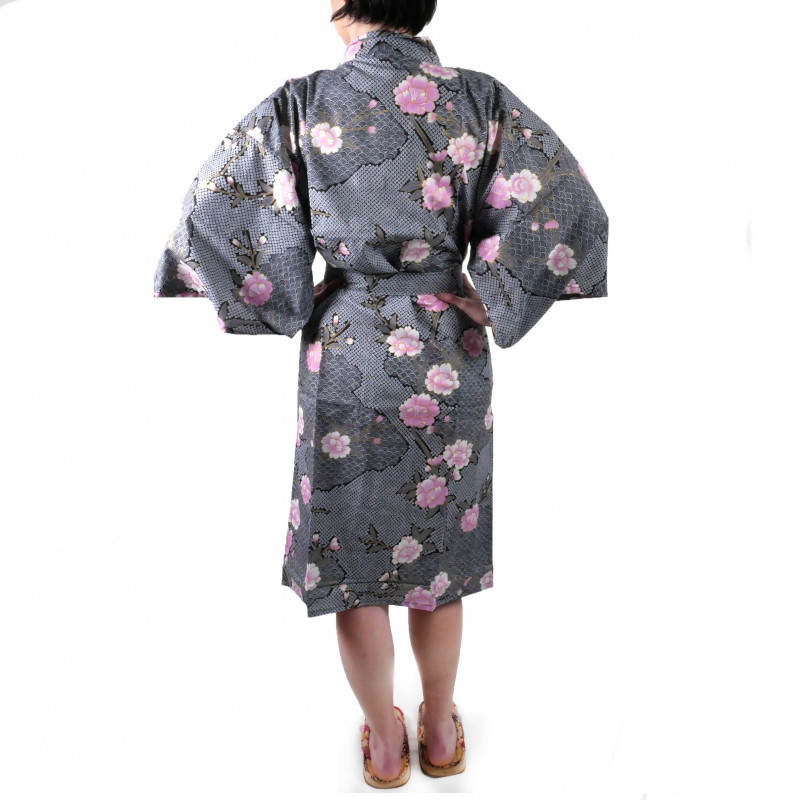 happi kimono traditionnel japonais noir en coton fleurs de cerisiers sakura sur motifs nuages pour femme
