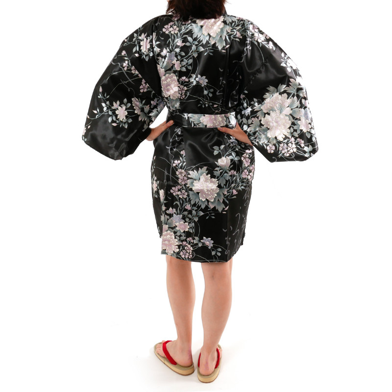hanten kimono traditionnel japonais noir en satin poésies et fleurs pour femme