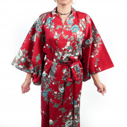 Japanischer traditioneller roter Kimono für Frauen mit Pfingstrose und Kirschblüte