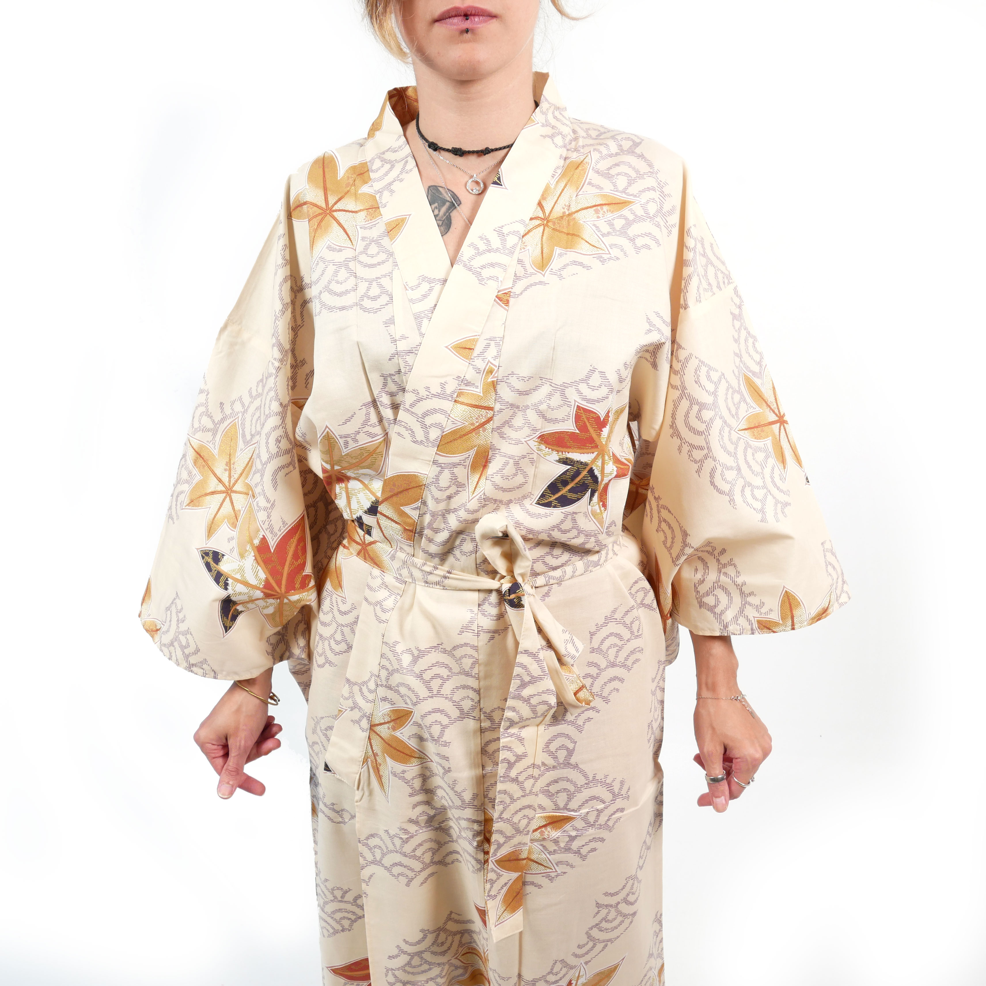 Kimono tradizionale sale