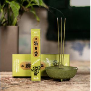 Boîte 50 bâtons d'encens japonais avec son support en céramique, MORNING STAR PINE, parfum pin