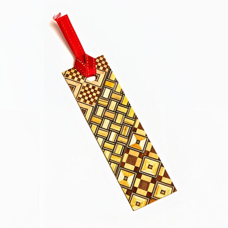 Set of 3 YOSEGI bookmarks, in traditional Hakone marquetry