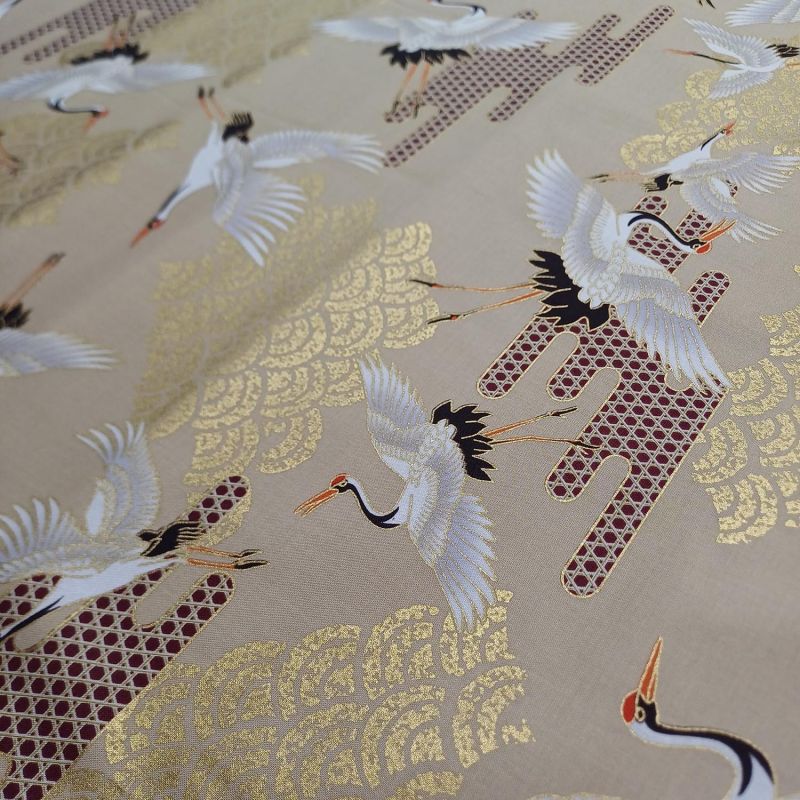 Tissu beige japonais en coton, motif grue et nuages, TSURU KUMO NAMI, fabriqué au Japon largeur 112 cm x 1m